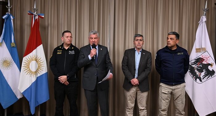 Los ministros Giménez y Quinteros anunciaron la detención del presunto autor de dos femicidios cometidos en Ciudad de Buenos Aires y Córdoba
