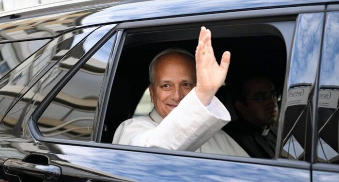 León XIV continúa su recuperación en el Vaticano y prepara la audiencia general