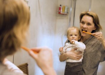 No cepillarse los dientes por la noche aumentarìa el riesgo de sufrir enfermedades cardiovasculares