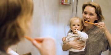 No cepillarse los dientes por la noche aumentarìa el riesgo de sufrir enfermedades cardiovasculares
