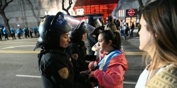 Dos prófugos capturados, diez detenidos y más de 290 actas en el operativo de la Policía de la Ciudad por la despedida de Messi