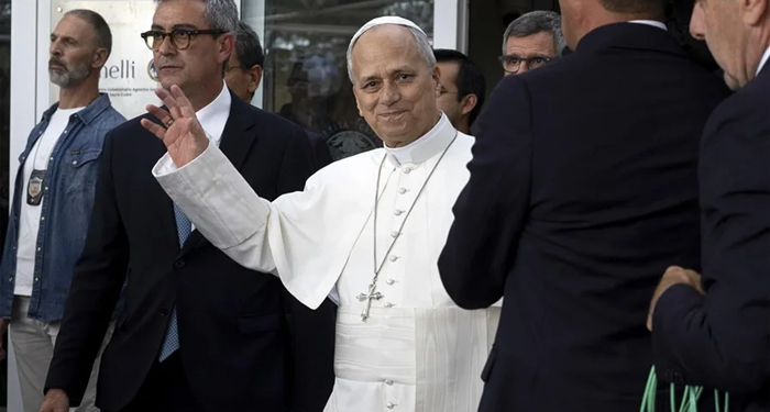 El Papa deja el hospital y asegura sentirse «mucho mejor»