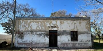 Abren dos nuevos locales de campo en “El pueblo con más almacenes del país”