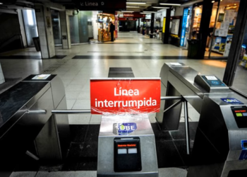 La Ciudad intimó a los metrodelegados a garantizar un servicio mínimo del 50%